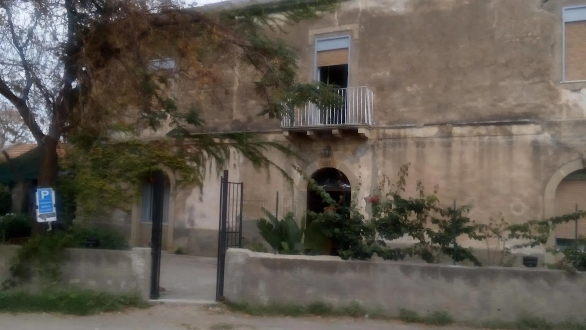 Il Casale Hotel Milazzo Gæstehus